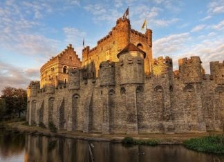 Chiêm ngưỡng vẻ đẹp của lâu đài Gravensteen tại thành phố Ghent - Bỉ